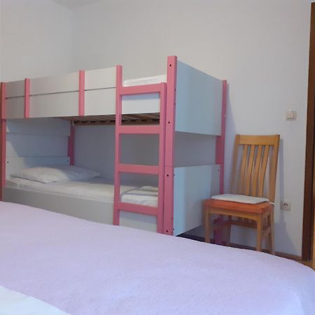 Apartmani Mouse Omiš Cameră foto