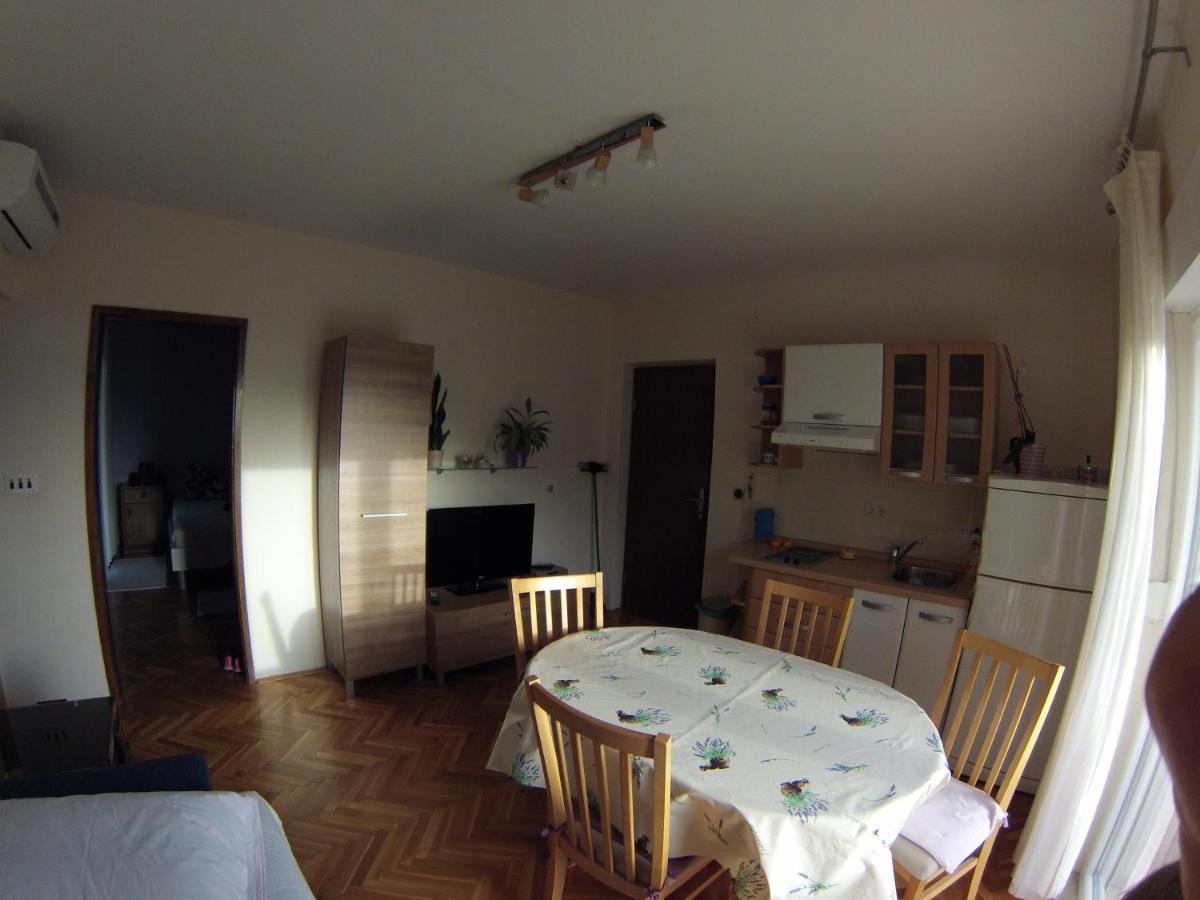 Apartmani Mouse Omiš Exterior foto