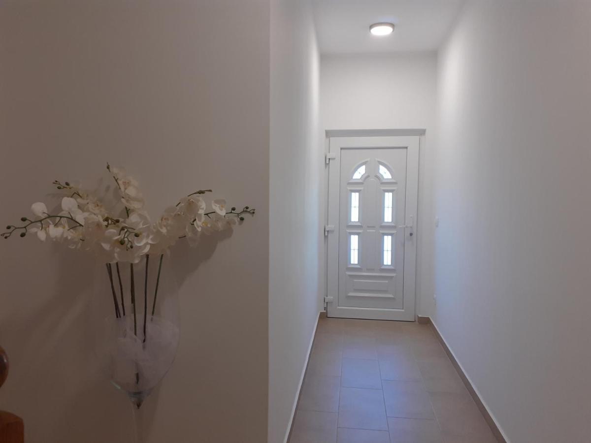 Apartmani Mouse Omiš Exterior foto