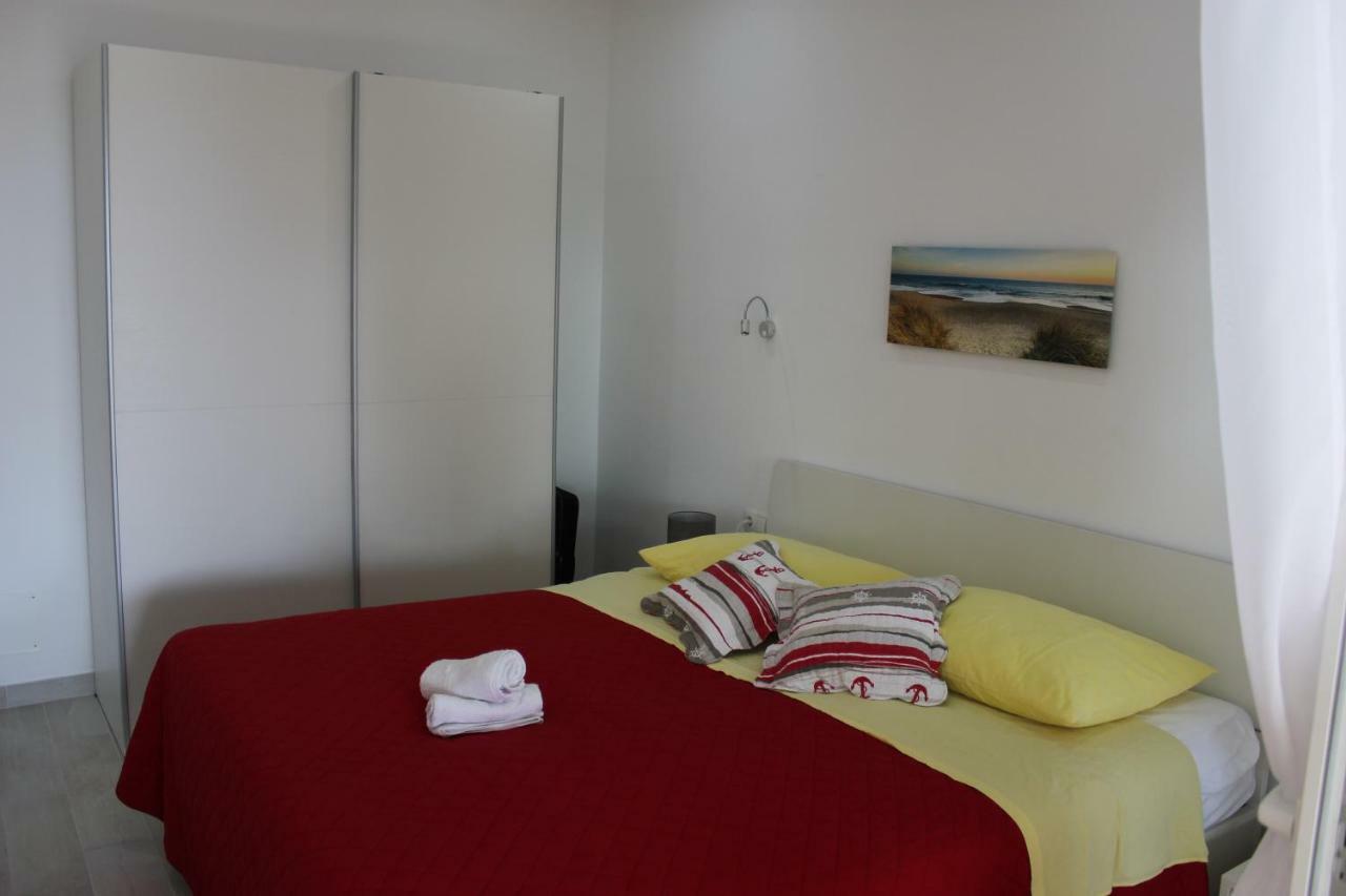 Apartmani Mouse Omiš Exterior foto