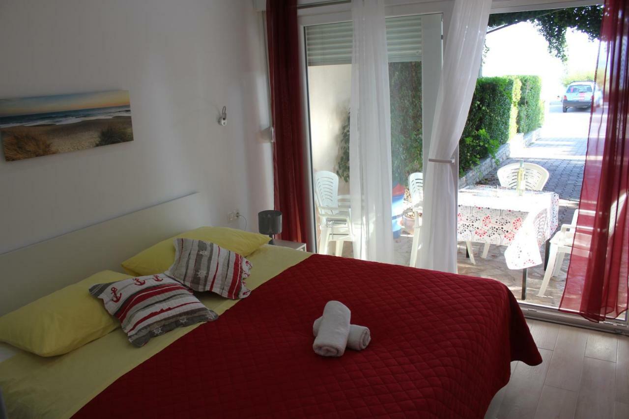 Apartmani Mouse Omiš Exterior foto
